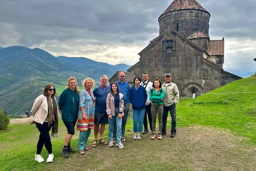 Tour von Eriwan nach Tiflis mit Besuch von Sanahin, Haghpat, Akhtala. Foto: GetYourGuide