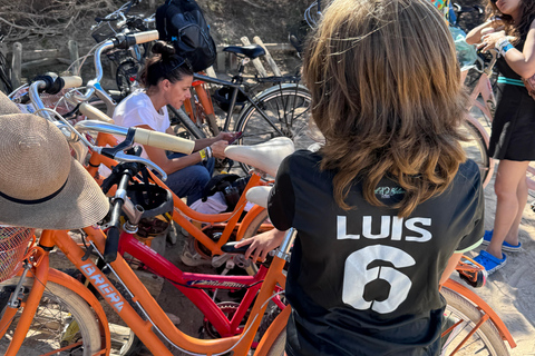 Ibiza: Formentera Boat Trip with Food, Drinks, & Bike Tour All- Inclusive Boat&Bike Tour in Formentera I Origin Edition