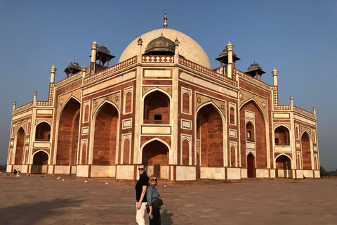 Visite privée de la vieille et de la nouvelle ville de Delhi - 4 à 8 heuresJournée complète - Old and New Delhi - 8 heures (sans entrées)