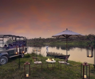 Elegancia en Chitwan: Una Experiencia de Lujo de 3 Días en la Naturaleza
