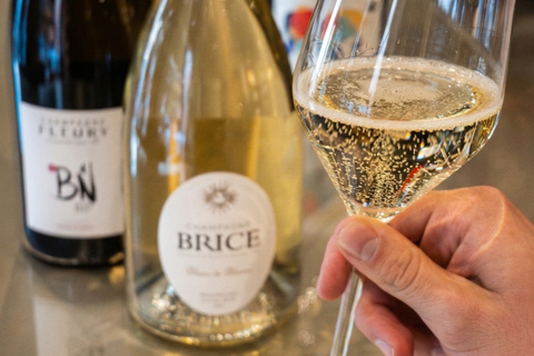 Intimate champagne tasting in the heart of Nice