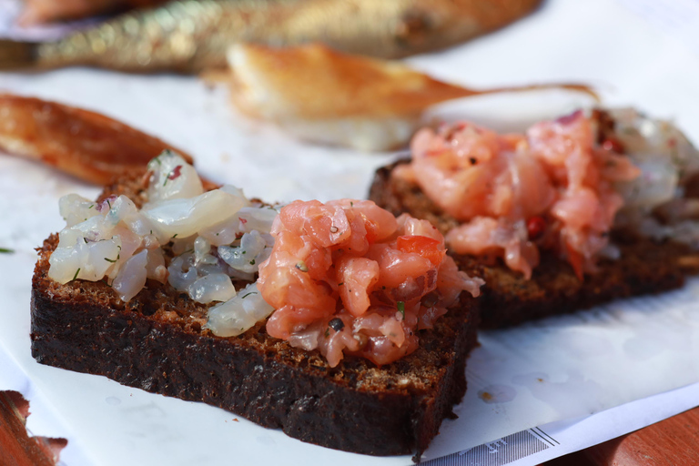 Market Hall Like a Finn: Old Market Hall Food Tasting Tour