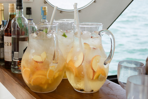 Lisbon – Sangria Social Premium Boat Experience Lisbon: Sangria Vibe Premium Boat Experience