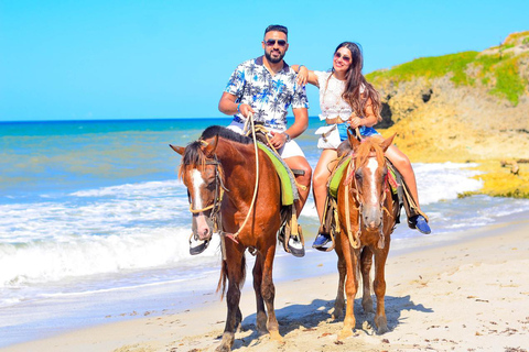 Aventura a cavalo na praia e na floresta de Macau