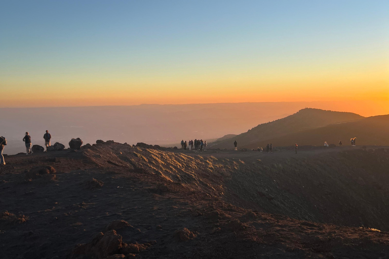 COUCHER DE SOLEIL À ETNA : VISITE GUIDÉE D'ETNA AVEC PRISE EN CHARGE DEPUIS CATANE