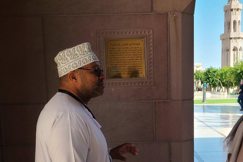 Best of Muscat in One Day (8–9 Hours) with Hotel Pickup