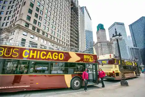 Chicago: 360 CHICAGO & Hop-on Hop-off Bus Tour (Save 20%)