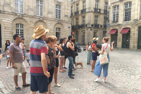 Secrets of Bordeaux: Walking tour + Glass of wine