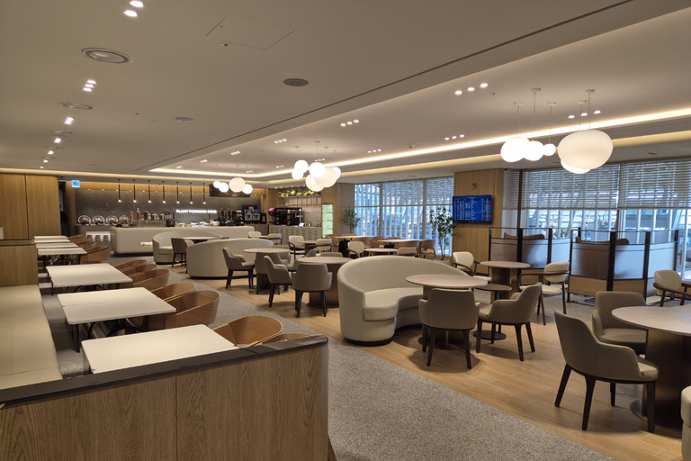 Seul: dostęp do saloników na międzynarodowym lotnisku IncheonOdloty międzynarodowe T2: Sky Hub Lounge (skrzydło zachodnie)