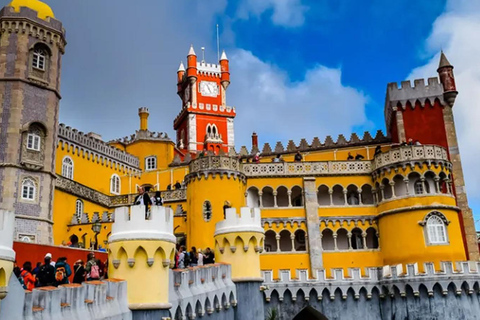 Da Lisbona: Tour Sintra Pena Regaleira Roca Cap CascaisTour di 1 giorno