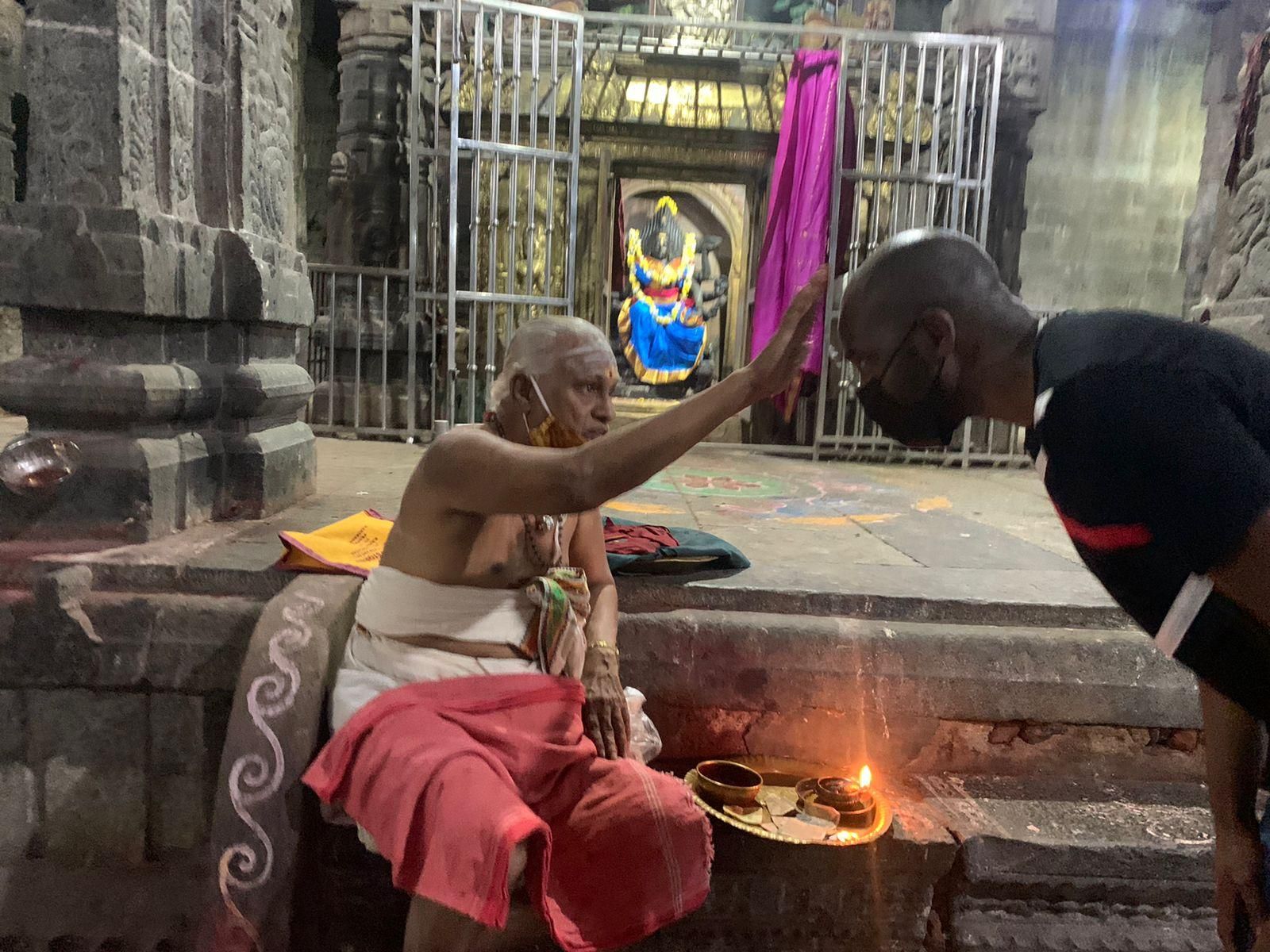 Kanchipuram: Tempelarchitektur und Seidenweberei in Chennai