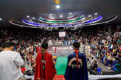 Chiang Mai: VIP Muay Thai Night with Free Drinks