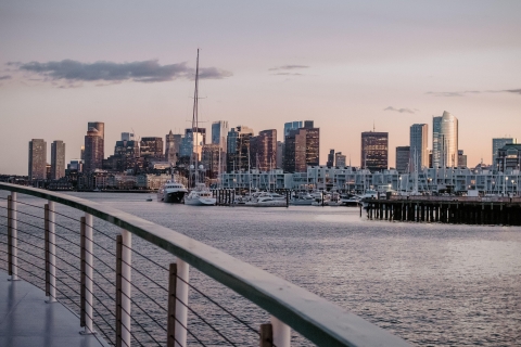Boston: Harbour Sunset Yacht CruisePremium vertrektijd
