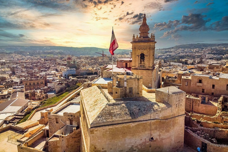 Gozo Full-Day Group Coach Tour including Lunch and Transfers With French-Sepaking Guide