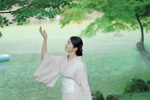 Nara: Kimono Rental and Photoshoot Experience