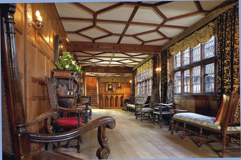 London: Leeds Castle and Hever Castle Day Trip With Tickets