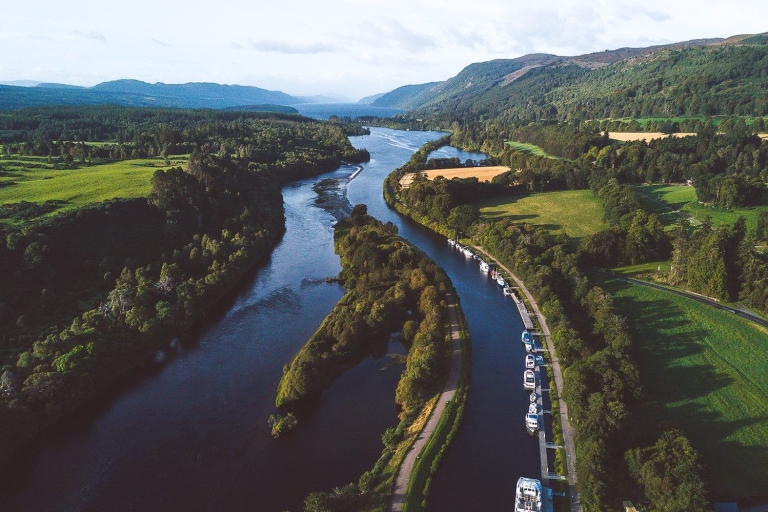 Dochgarroch: Loch Ness and Caledonian Canal 2-Hour Cruise