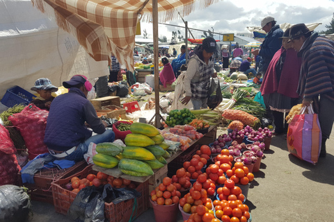 From Quito: Quilotoa Full Day Tour includes Lunch and TicketPrivate Tour