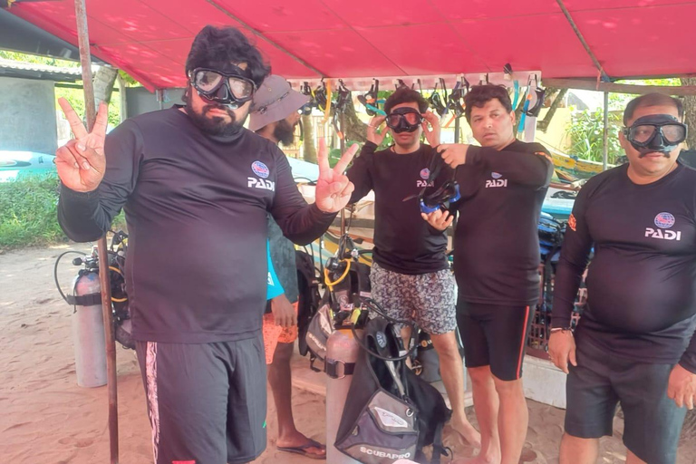 Mirissa: Private Eco Turtle Snorkelling Tour & Photography