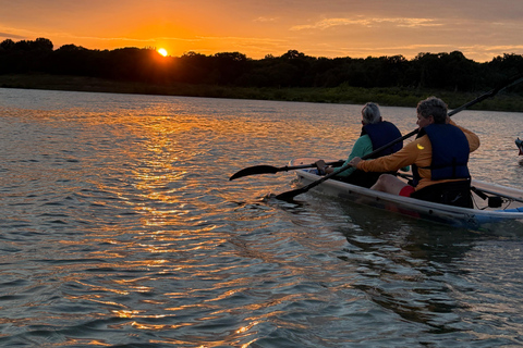 Grapevine Lake: Clear Kayak Tour