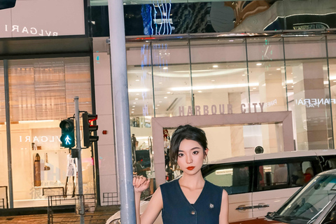 Hong Kong: Atmospheric Hong Kong Style Photography Solo Portrait Session