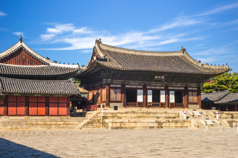 Seoul: Royal Palaces, Secret Garden, and Hanok Village Tour