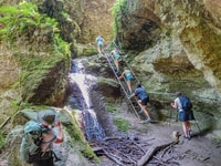 Ram Gorge Hiking Adventure - Housity