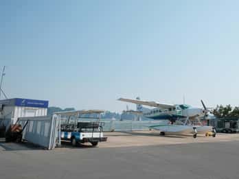 Halong med flyg, Hai Phong med smak: Dagsutflykt från Hanoi