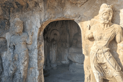 Tour privado al templo Shaolin y a las grutas de Longmen