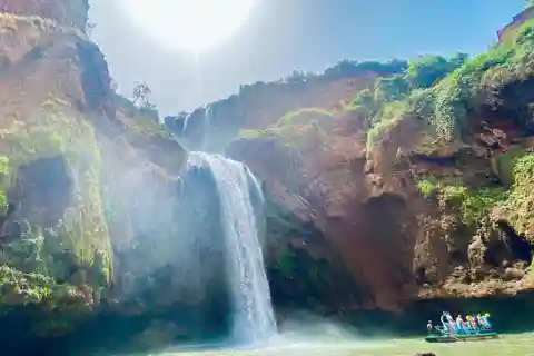 Excursion d'une journée aux chutes d'eau avec guide unique à Ouzoud