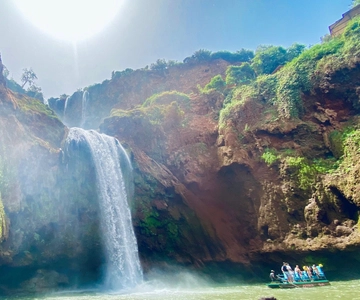 Escursione guidata alle cascate con guida unica a Ouzoud