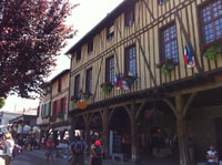 Mirepoix, castles of Montségur & Camon guided tour - Housity
