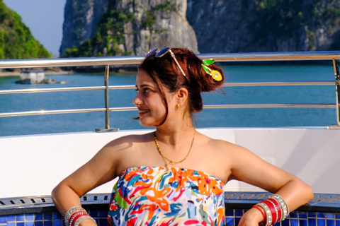Hanoi: Cat Ba Island & Lan Ha Bay Day Trip with Cruise Pick up Ninh Binh & drop off Hanoi