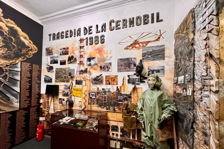 Powrót do ZSRR bez opuszczania Kiszyniowa (z lunchem i napojem)Kiszyniów: autentyczna wycieczka sowiecka z lunchem i napojami