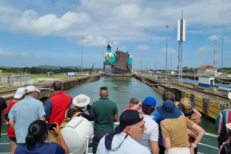 Panama Stad: Panama Kanaal Gedeeltelijke Doorvaart Rondvaart