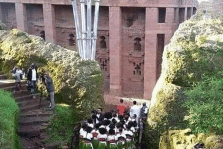 From Addis Ababa: 3-Day Ashenda Festival Tour in Lalibela
