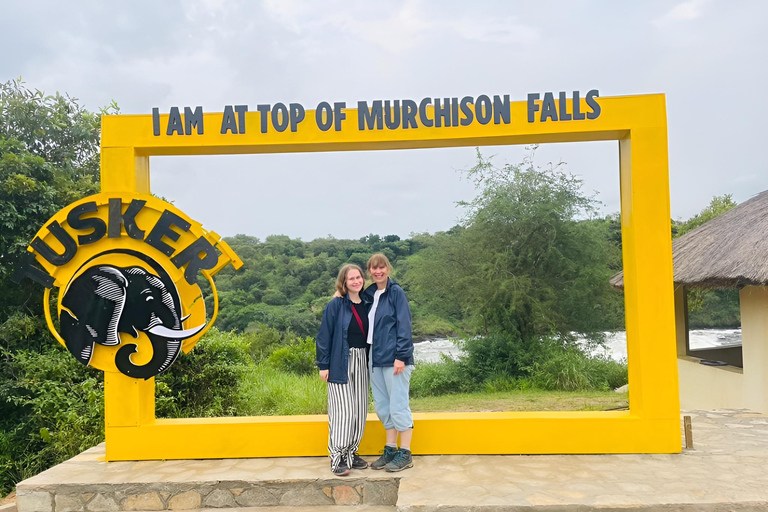 乌干达：2 天基巴莱黑猩猩徒步之旅和默奇森瀑布乌干达：基巴莱、塞穆利基和默奇森瀑布 3 日游