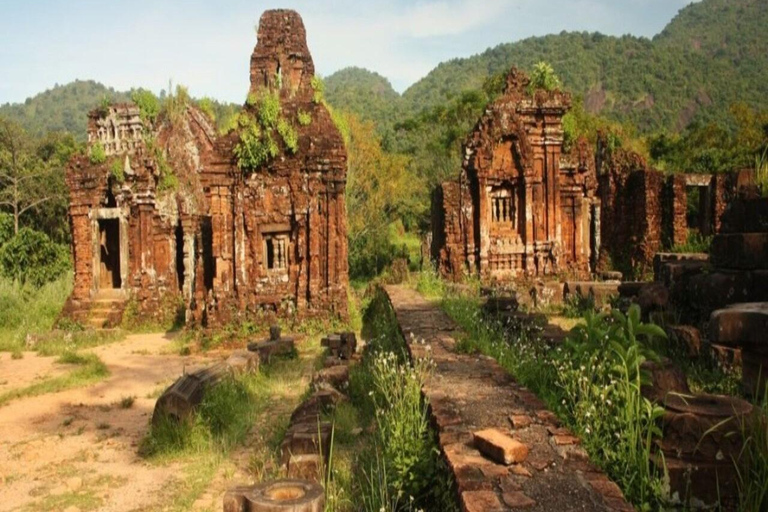 Excursão de um dia de luxo ao santuário de My Son saindo de Hoi An