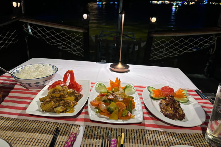 Hoi An: Romantic Sunset Cruise with Dinner Sunset Dinner Cruise in Hoi An
