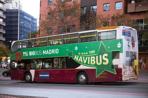 Madrid: Offene Doppeldecker-Weihnachtsbus-Tour mit GuideMadrid: Offene Doppeldecker-Weihnachtsbustour mit Guide