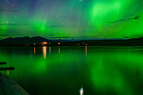 Kiruna: Northern Lights Tour with Snacks & Photos