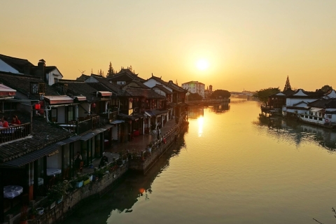 Watertown Shanghai : Une fusion de cuisine, de culture et d'histoire5,5 heures Voiture privée, Bites & Sips