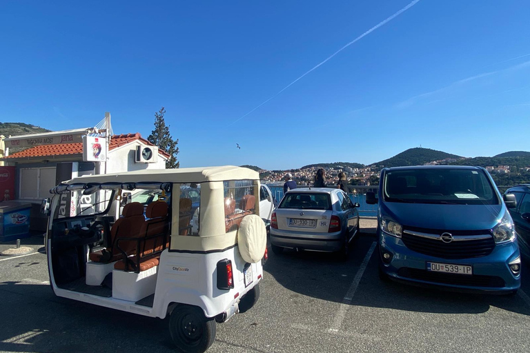 Dubrovnik: Tuk Tuk Photo Tour with Live Guide & Views