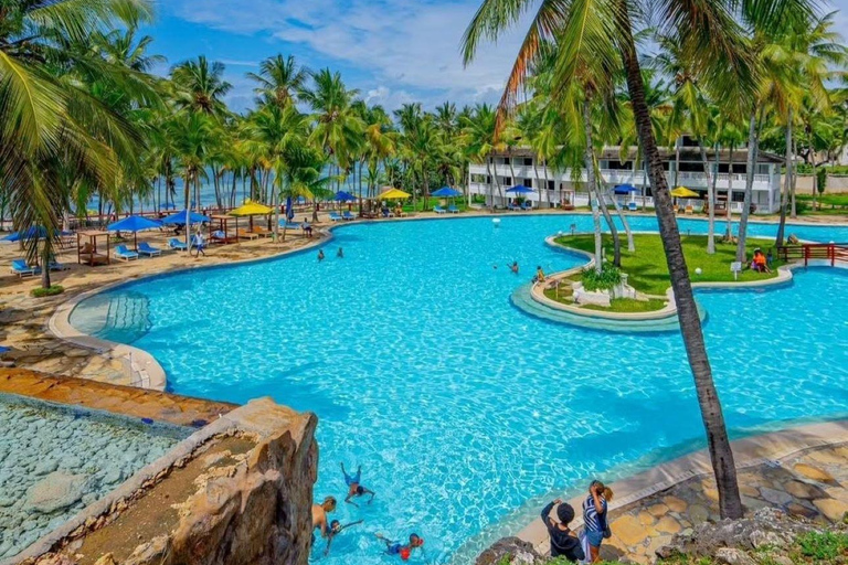 Mombasa: excursão de 3 dias à praia com visita ao Haller ParkMombasa: Excursão de 3 dias à praia com visita ao Parque Haller