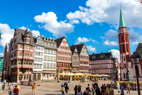 Frankfurt: Old Town Highlights Private Walking Tour
