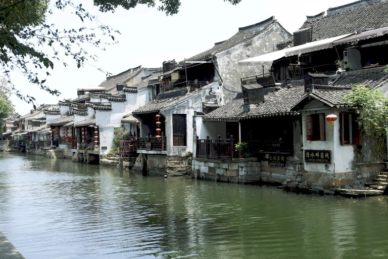 From Hangzhou : Wuzhen & Xitang Water Towns Day Trip
