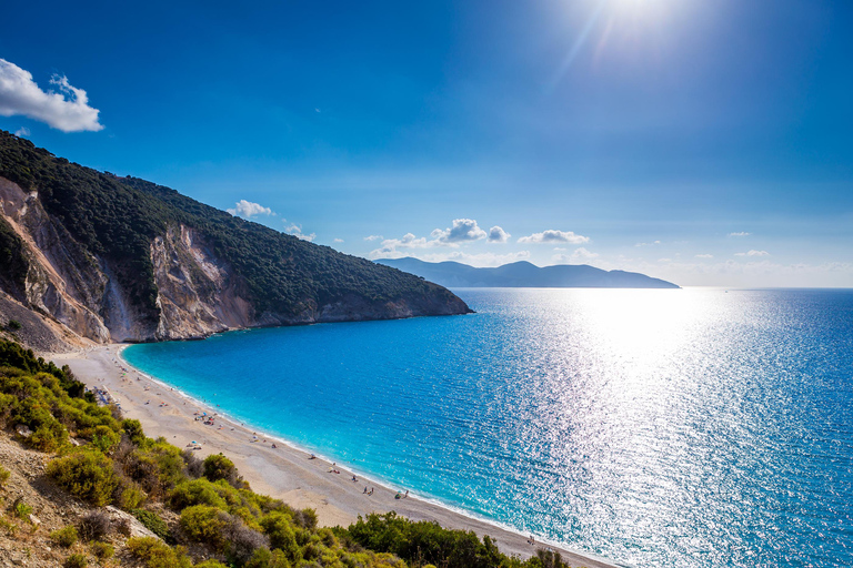 From Argostoli: Melissani Lake & Beach Relaxation Lago di Melissani, Belvedere di Myrtos e Relax in Spiaggia