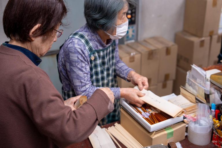 Kanazawa: Samurai and Geisha Culture Walking Tour with Lunch