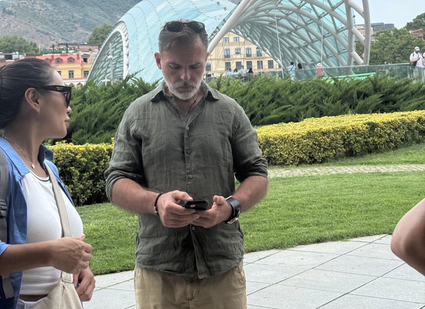 Oplevelse med byvandring i Tbilisi, vinsmagning og bådtur på floden