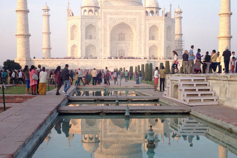 All-Inclusive Day Trip Taj Mahal Tour (from Delhi) From Delhi: Same Day Trip Agra ( Car + Guide)